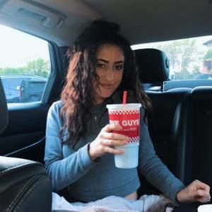 Meet your Posher, Giuliana